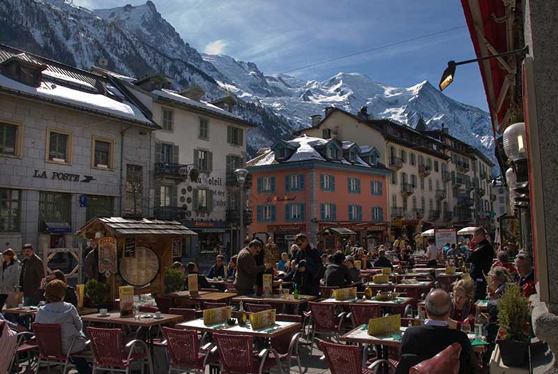 World___France_Street_cafe_in_the_ski_resort_of_Megeve__France_072064_.jpg